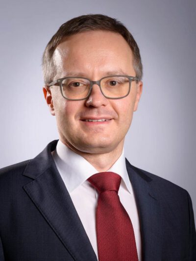 Fotografia portretowa: dr hab. Maciej Raś, prof. ucz.