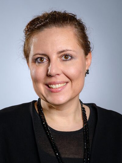 Fotografia portretowa: dr Karina Jędrzejowska, prof. ucz.