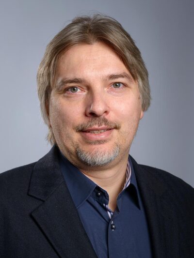 Fotografia portretowa: dr hab. Wojciech Lewandowski
