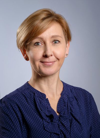 dr Anna Materska-Sosnowska
