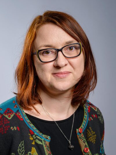 Fotografia portretowa: dr hab. Dominika Mikucka-Wójtowicz.