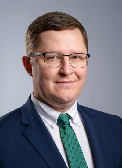 dr Kamil Mroczka