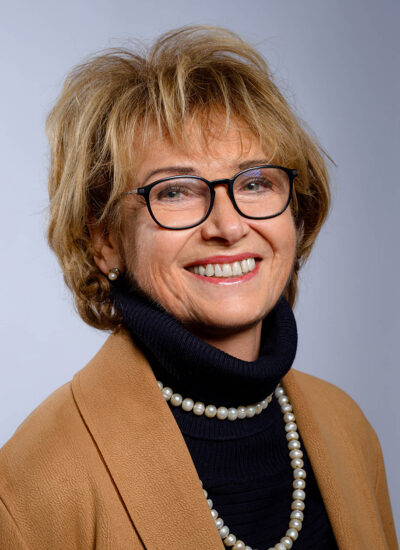 dr Iwona Wyciechowska