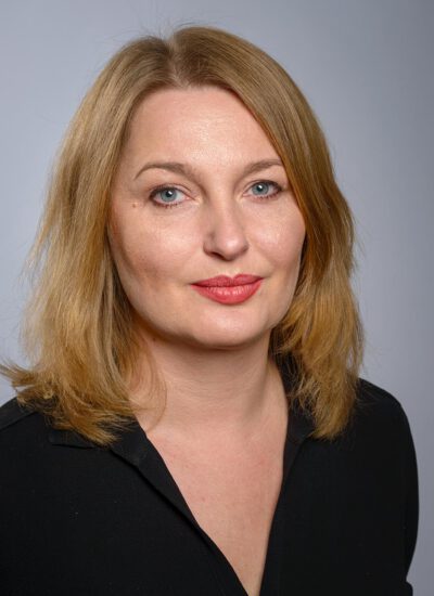 dr hab. Anna Sroka, prof. ucz.