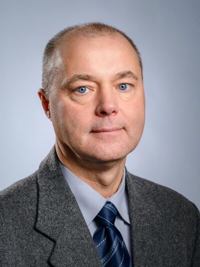 Fotografia portretowa: prof. dr hab. Krzysztof Szewior, prof. ucz.