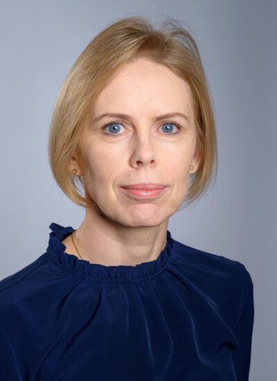 dr hab. Anna Wierzchowska