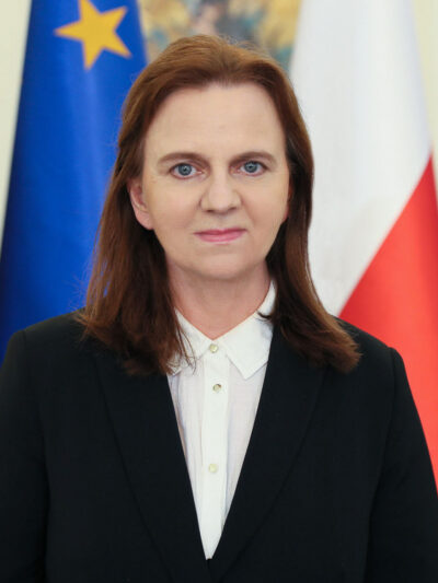 Fotografia portretowa: prof. dr hab. Gertruda Uścińska, prof. ucz.