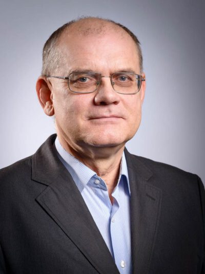 Fotografia portretowa: prof. dr hab. Włodzimierz Anioł, prof. uczelni