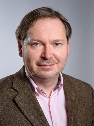 Fotografia portretowa: prof. dr hab. Tomasz Grzegorz Grosse, prof. ucz.