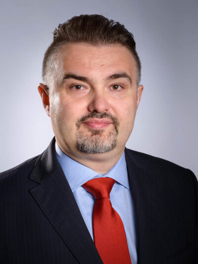 Fotografia portretowa: prof. dr hab. Krzysztof Tomaszewski, prof. uczelni