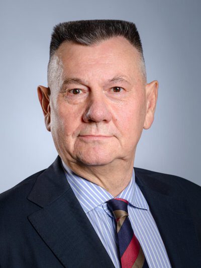 Fotografia portretowa: prof. dr hab. Dariusz Popławski, prof. ucz.