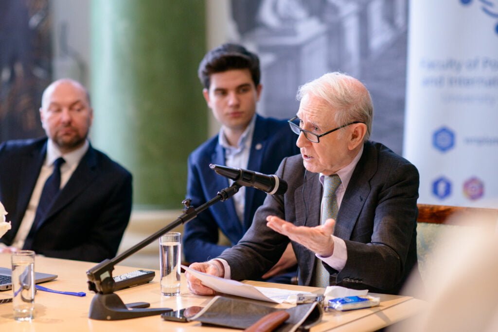 Galeria zdjęć z uroczystości upamiętnienia pierwszej rocznicy śmierci prof. Szewacha Weissa - wykład prof. Shlomo Ben Ami