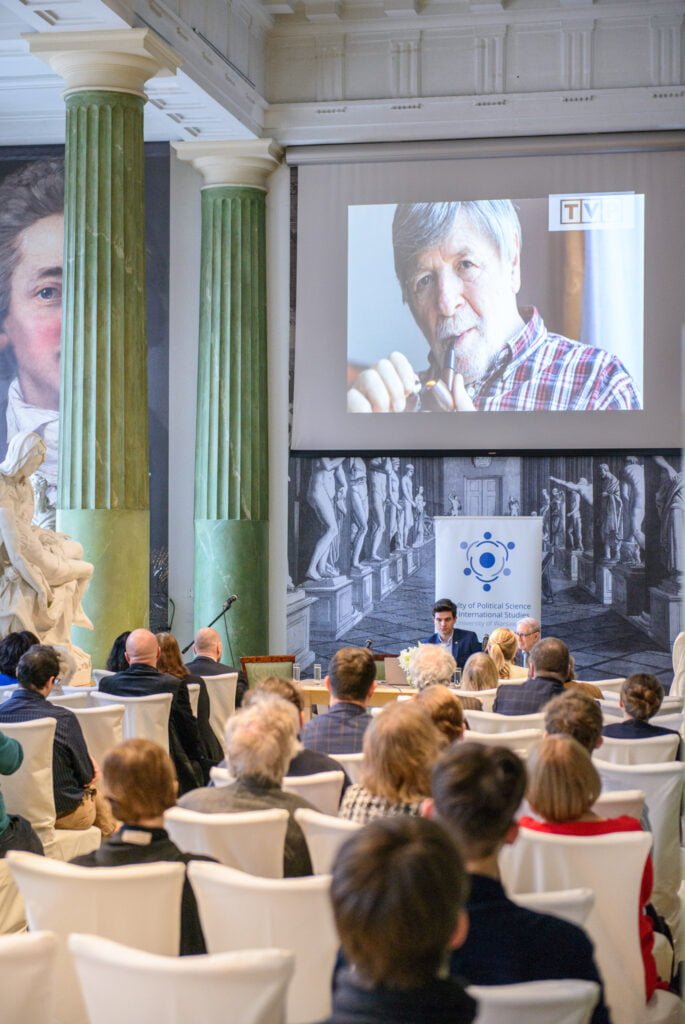 Galeria zdjęć z uroczystości upamiętnienia pierwszej rocznicy śmierci prof. Szewacha Weissa - wykład prof. Shlomo Ben Ami