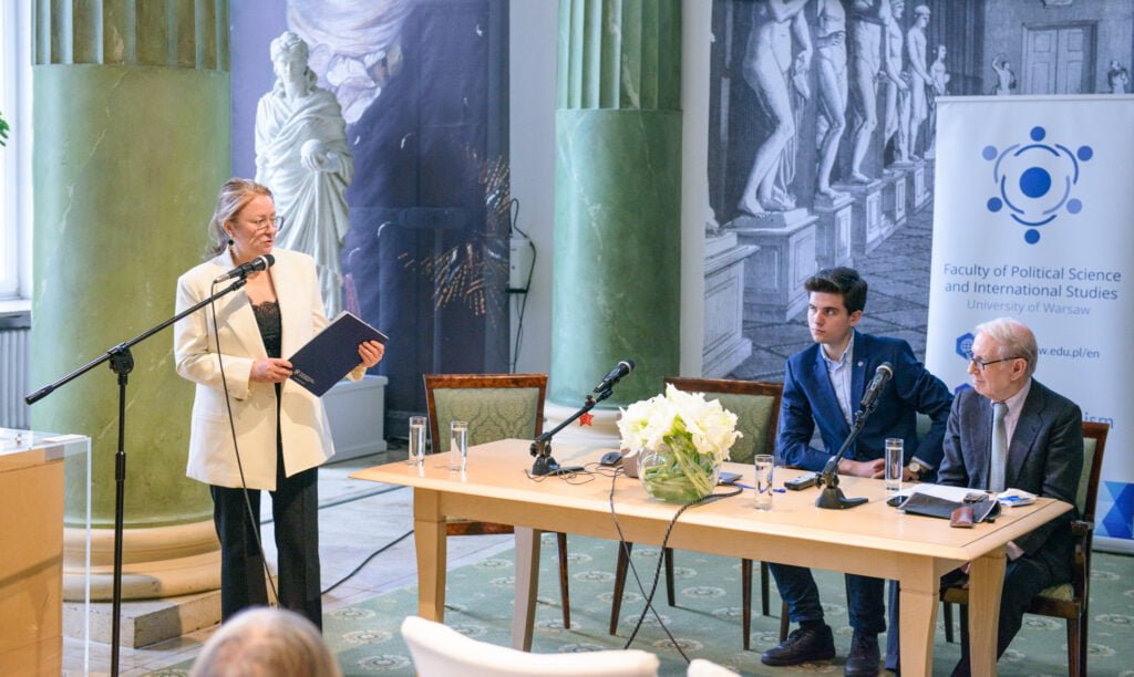 Galeria zdjęć z uroczystości upamiętnienia pierwszej rocznicy śmierci prof. Szewacha Weissa - wykład prof. Shlomo Ben Ami